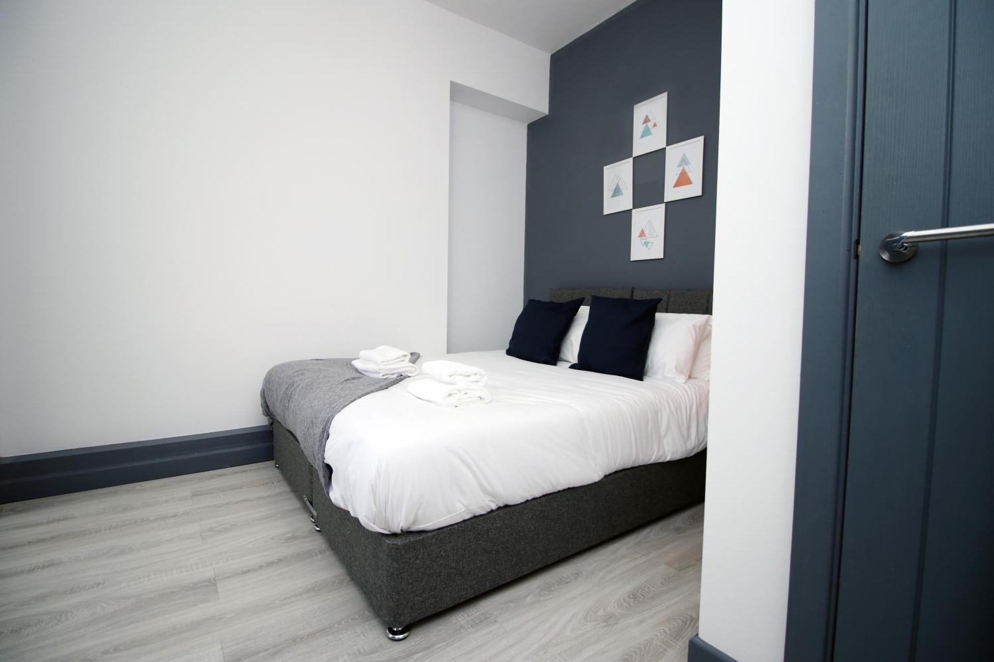 Fully Equipped Kitchen, Parking, City Centre Swansea Esterno foto