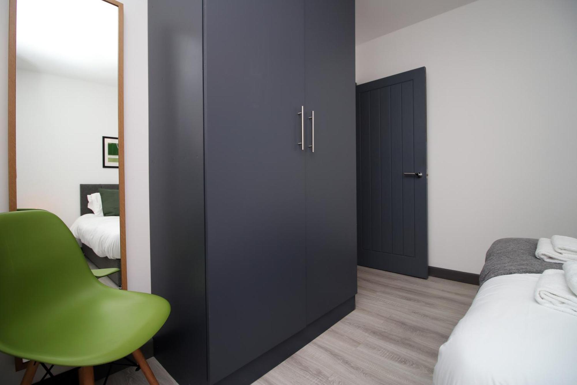 Fully Equipped Kitchen, Parking, City Centre Swansea Esterno foto