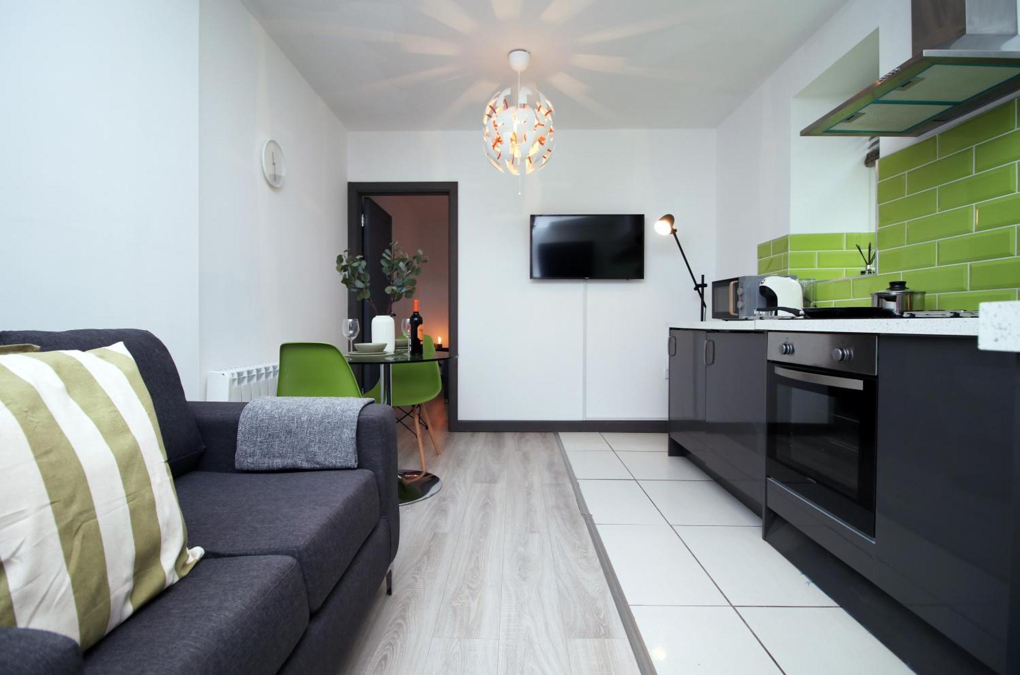 Fully Equipped Kitchen, Parking, City Centre Swansea Esterno foto