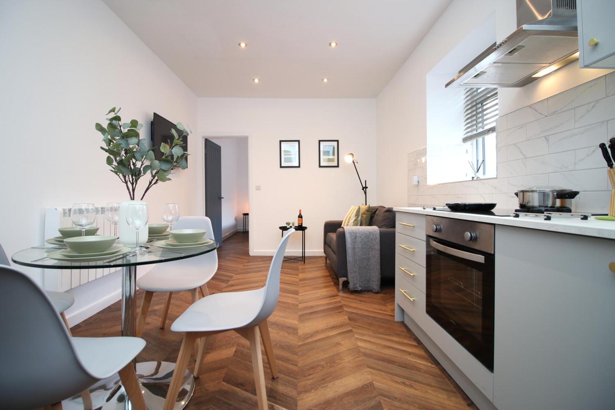 Fully Equipped Kitchen, Parking, City Centre Swansea Esterno foto