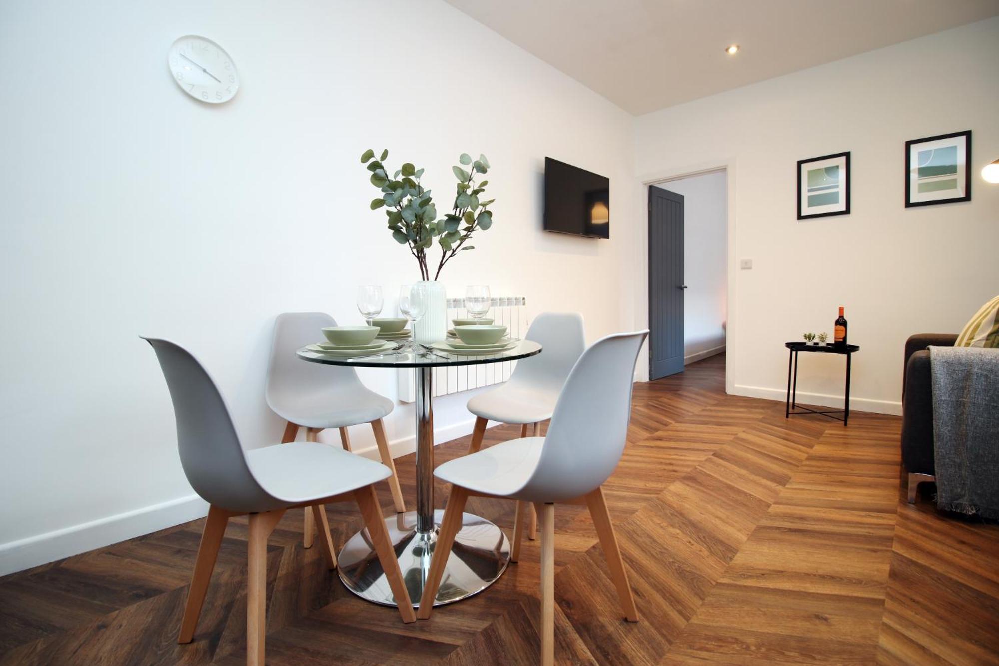 Fully Equipped Kitchen, Parking, City Centre Swansea Esterno foto