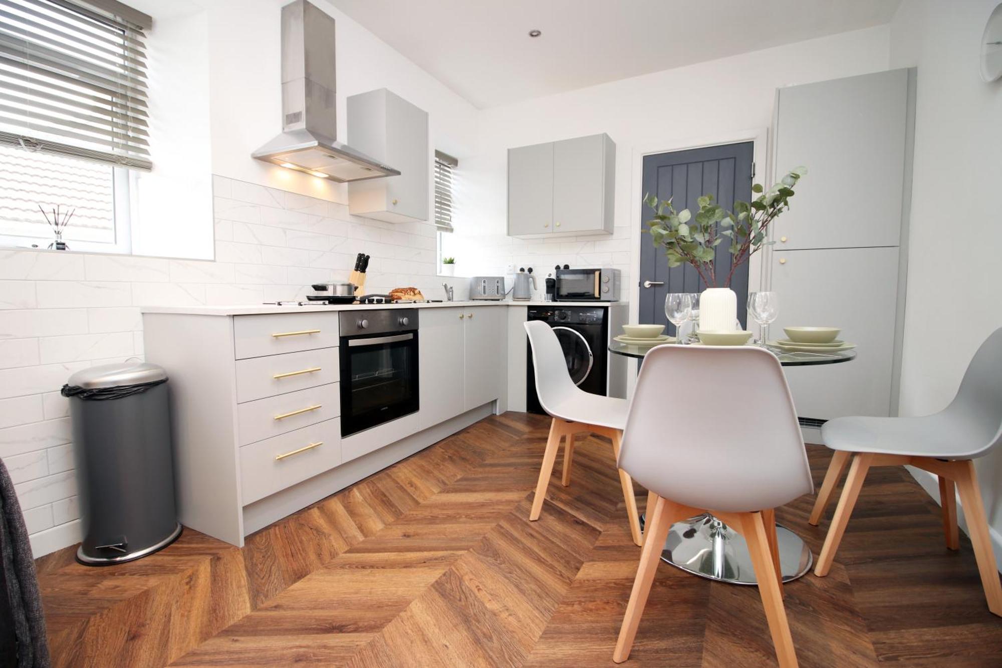 Fully Equipped Kitchen, Parking, City Centre Swansea Esterno foto