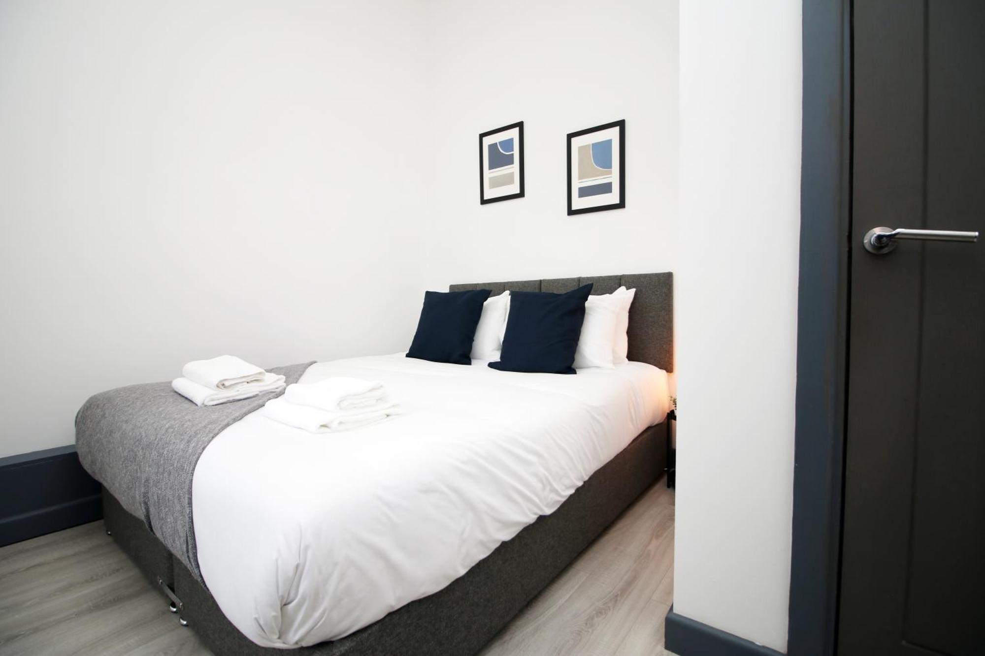 Fully Equipped Kitchen, Parking, City Centre Swansea Esterno foto