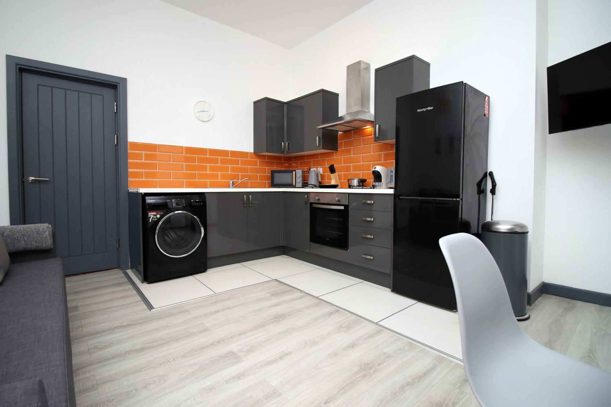 Fully Equipped Kitchen, Parking, City Centre Swansea Esterno foto