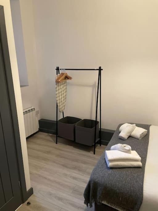 Fully Equipped Kitchen, Parking, City Centre Swansea Esterno foto